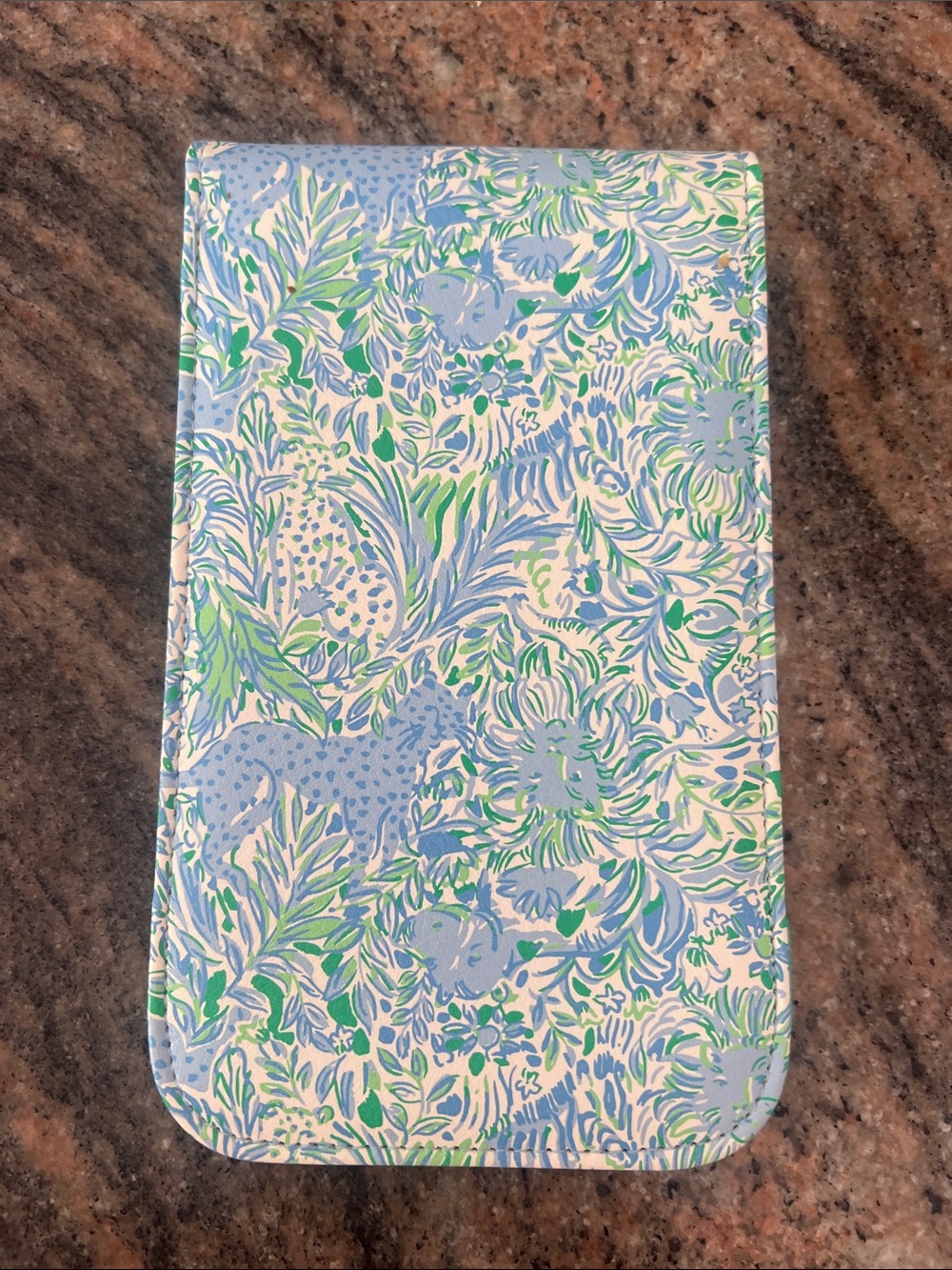 Lilly Pulitzer Blue, Green & White Floral Golf Score Card Holder & Notebook - Picture 5 of 6